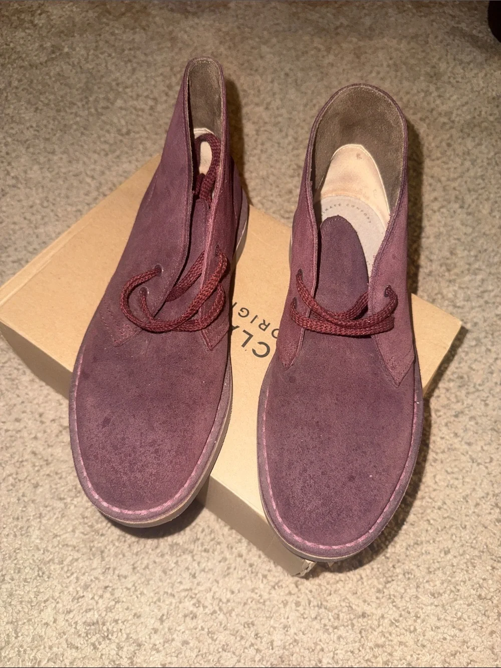 Clarks Plum Suede Desert Chukka Boots Size 7